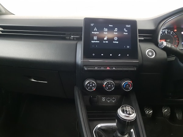 Used Renault Clio 2019 for sale - 76171850: Photo 11