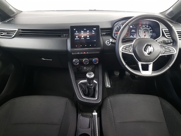 Used Renault Clio 2019 for sale - 76171850: Photo 2