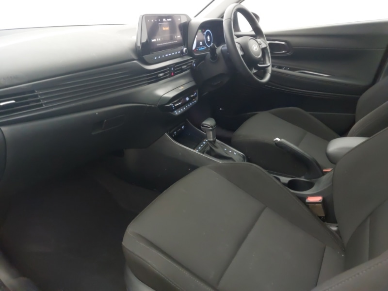 Used Hyundai i20 2024 for sale - 76492572: Photo 5