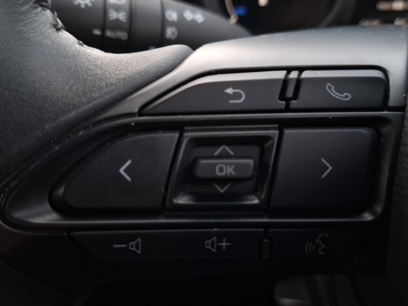 Used Toyota Yaris 2022 for sale - 77876175: Photo 12