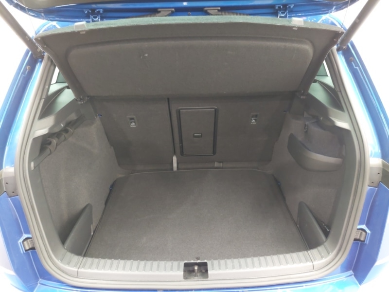 Used Skoda Karoq 2024 for sale - 76456191: Photo 8