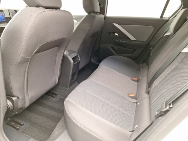 Used Vauxhall Astra 2024 for sale - 76272646: Photo 6