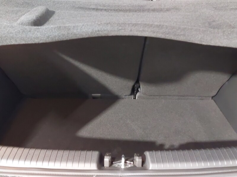 Used Hyundai i10 2021 for sale - 76639790: Photo 8