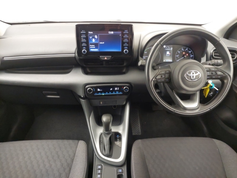 Used Toyota Yaris 2023 for sale - 77938717: Photo 2