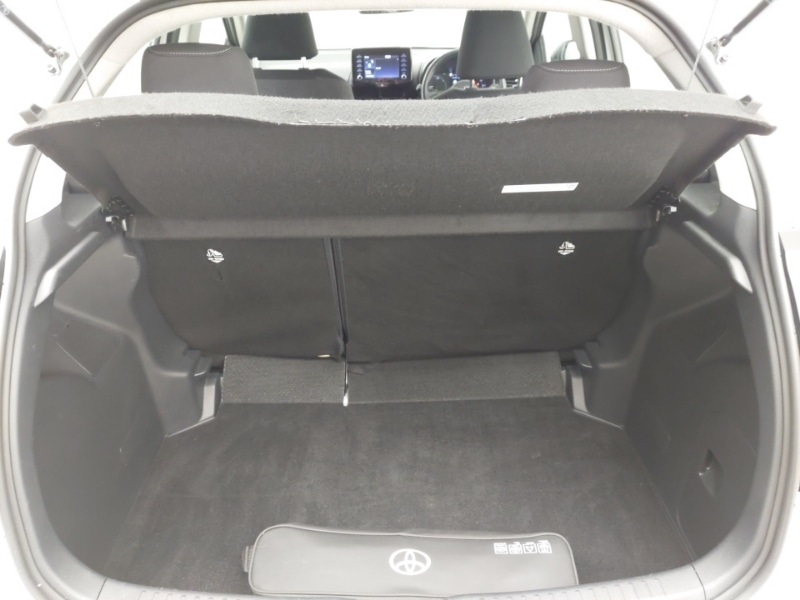 Used Toyota Yaris 2023 for sale - 77938717: Photo 8