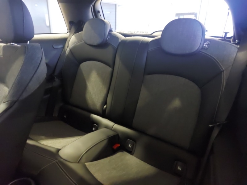 Used MINI Hatch 2022 for sale - 77670108: Photo 12