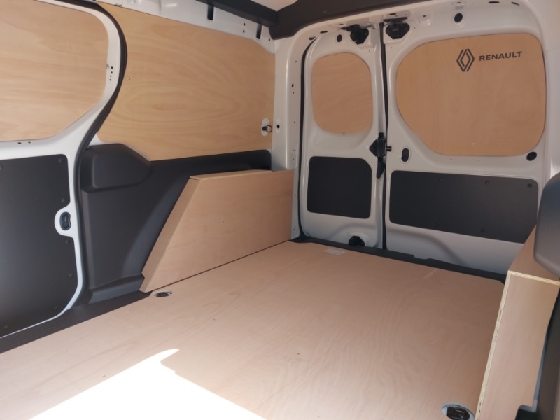 Used Renault Kangoo 2025 for sale - 76451380: Photo 6