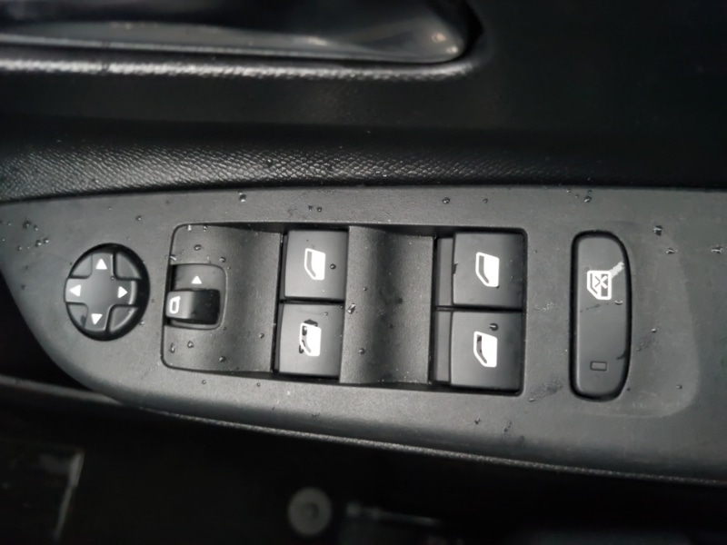 Used Vauxhall Corsa 2023 for sale - 77277932: Photo 12