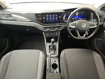 Used Volkswagen Polo 2024 for sale - 78861551: Photo