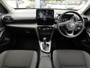 Used Toyota Yaris Cross 2022 for sale - 78410738: Photo