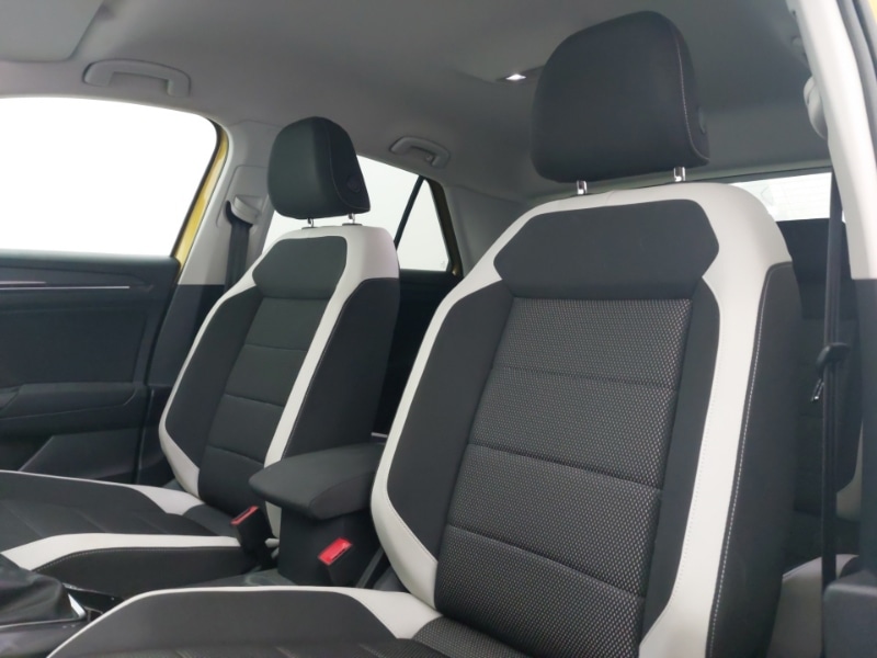 Used Volkswagen T-Roc 2021 for sale - 76619416: Photo 12