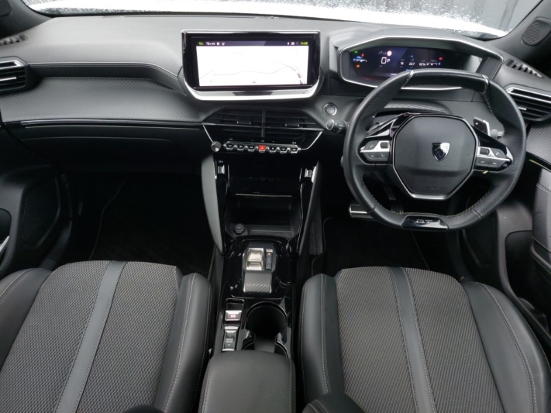 Used Peugeot 2008 2023 for sale - 78127111: Photo 2