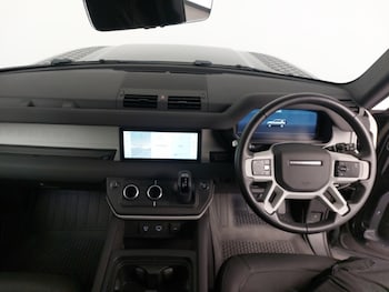 Used Land Rover Defender 2023 for sale - 78848372: Photo