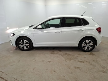 Used Volkswagen Polo 2020 for sale - 78873000: Photo