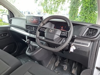 Used Vauxhall Vivaro 2024 for sale - 78790591: Photo