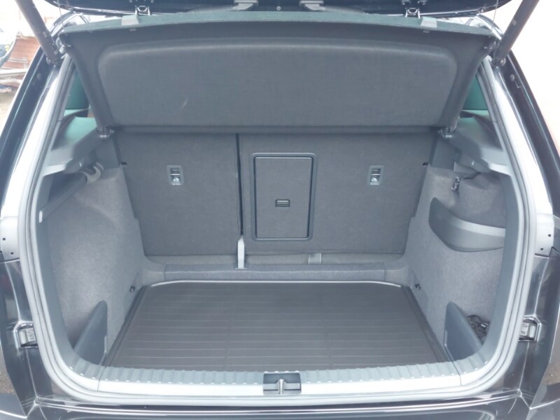 Used Skoda Karoq 2024 for sale - 76325222: Photo 8