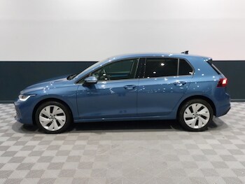Used Volkswagen Golf 2024 for sale - 77358213: Photo