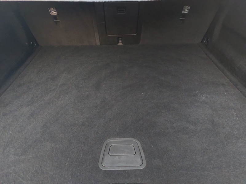 Used Volvo XC60 2023 for sale - 76967354: Photo 8