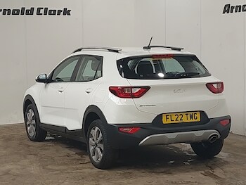 Used Kia Stonic 2022 for sale - 78392242: Photo