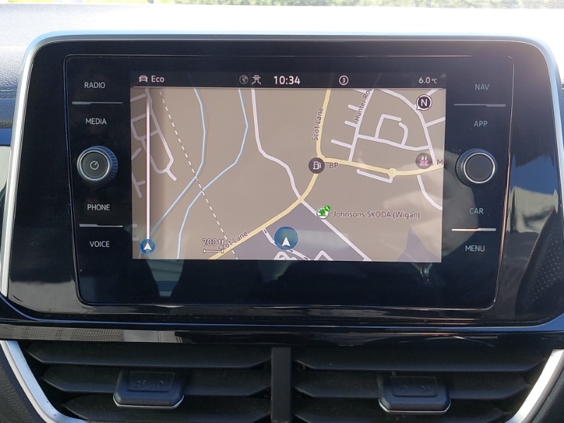 Used Volkswagen T-Roc 2023 for sale - 77954829: Photo 10