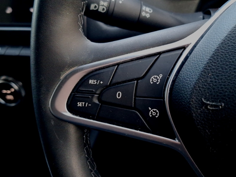 Used Renault Captur 2021 for sale - 76786052: Photo 12