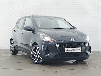 Used Hyundai i10 2023 for sale - 77569476: Photo