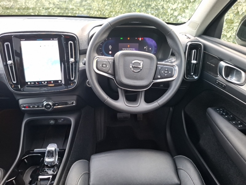 Used Volvo XC40 2023 for sale - 77955193: Photo 7