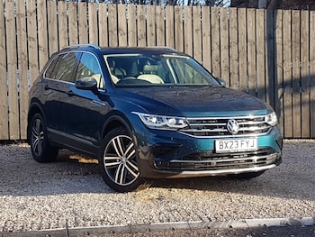 Volkswagen - Tiguan
