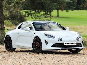 2025 - 1.8L Turbo 300 S 2dr DCT