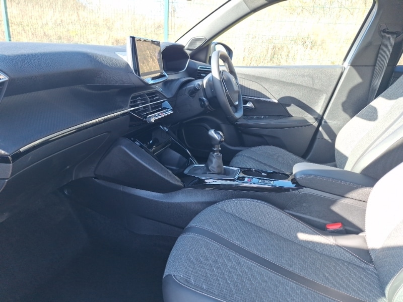 Used Peugeot 2008 2023 for sale - 77985845: Photo 5