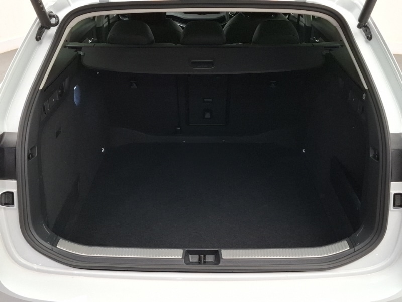 Used Skoda Superb 2024 for sale - 76321120: Photo 8