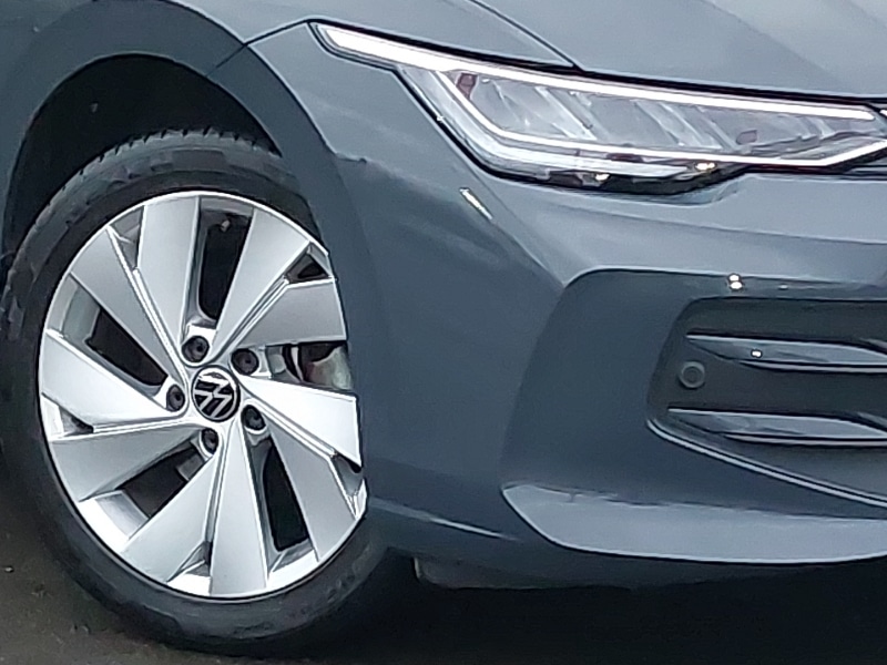 Used Volkswagen Golf 2024 for sale - 77657214: Photo 9