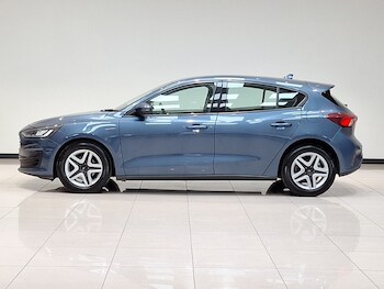 Used Ford Focus 2022 for sale - 77308103: Photo