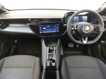 Used Alfa Romeo Junior 2025 for sale - 75542378: Photo