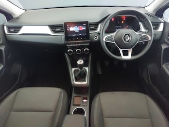 Used Renault Captur 2022 for sale - 77767657: Photo
