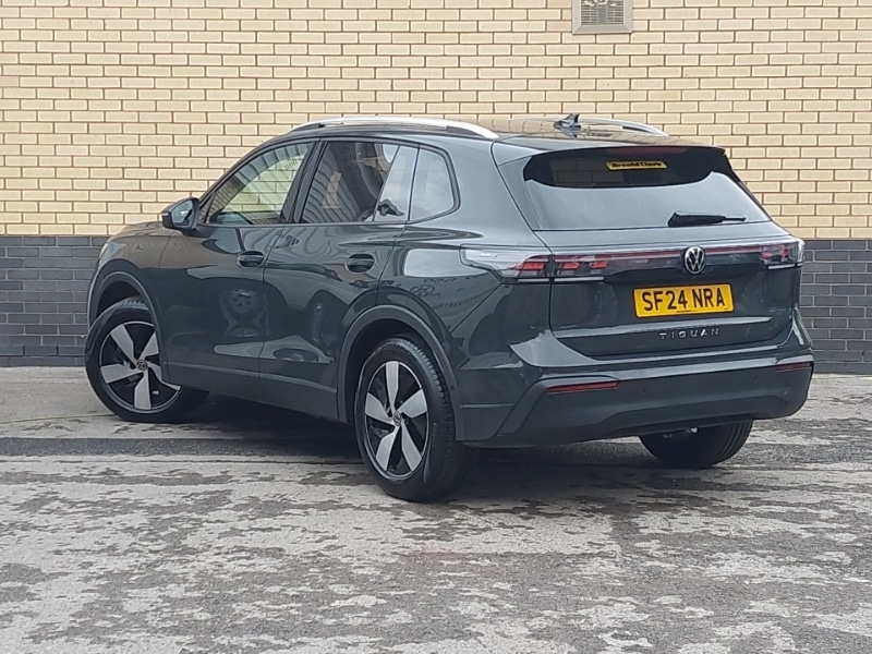 Used Volkswagen Tiguan 2024 for sale - 76885924: Photo 3