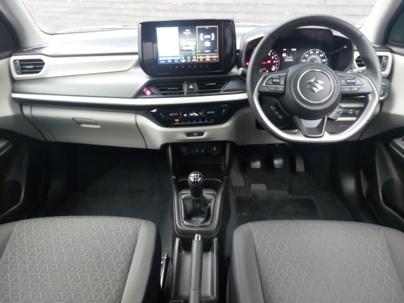 Used Suzuki Swift 2025 for sale - 76764807: Photo 2