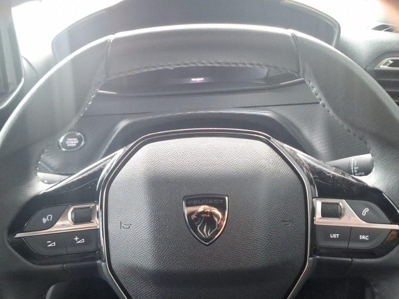 Used Peugeot 2008 2024 for sale - 77325585: Photo 2