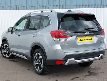Used Subaru Forester 2024 for sale - 75640090: Photo