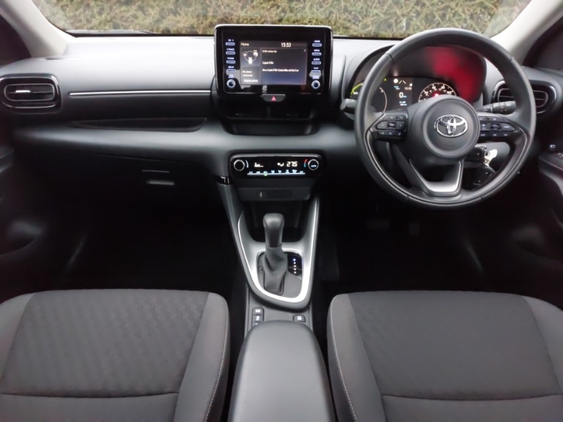 Used Toyota Yaris 2022 for sale - 77762015: Photo 2