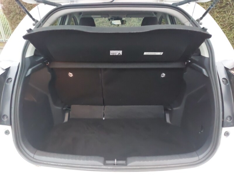 Used Toyota Yaris 2022 for sale - 77762015: Photo 8