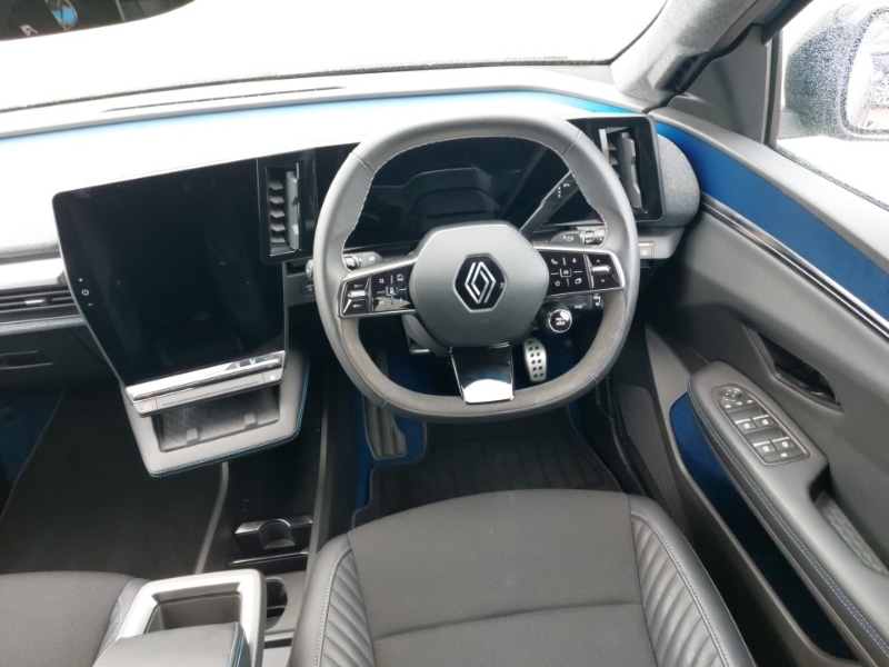 Used Renault Scenic E-Tech 2024 for sale - 76404360: Photo 7