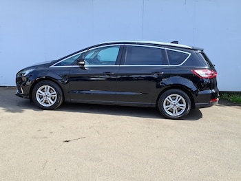 Used Ford S-Max 2023 for sale - 79492453: Photo