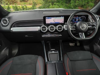 Used Mercedes-Benz GLB 2024 for sale - 75737953: Photo