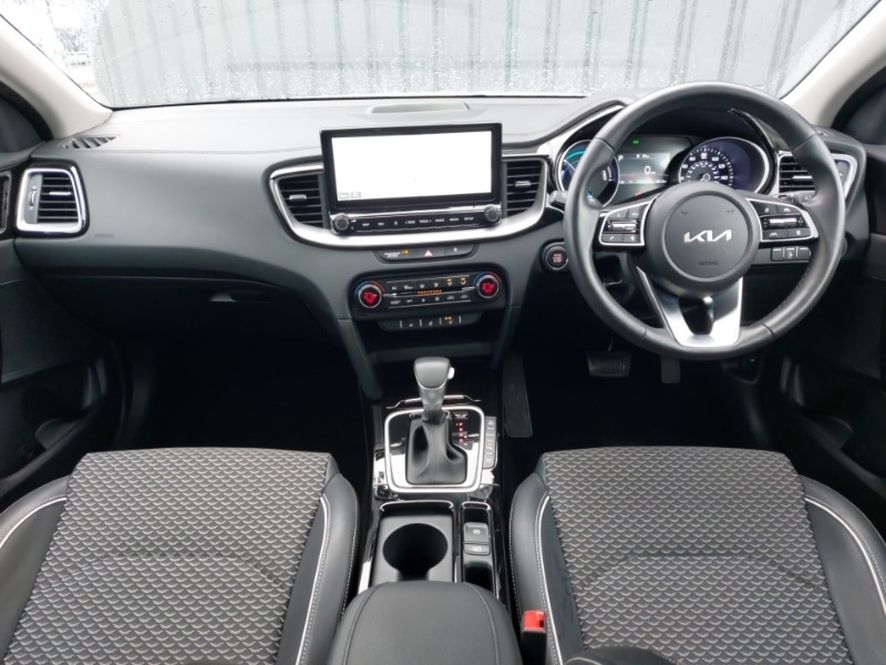 Used Kia XCeed 2024 for sale - 76335317: Photo 2
