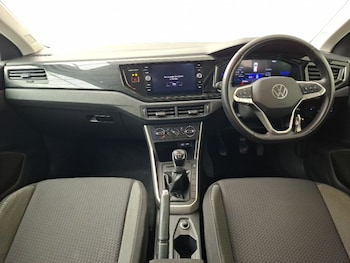 Used Volkswagen Polo 2023 for sale - 79247054: Photo