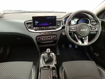Used Kia XCeed 2023 for sale - 78740222: Photo