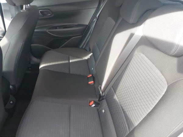 Used Hyundai i20 2022 for sale - 76275331: Photo 6