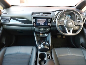 Used Nissan Leaf 2022 for sale - 77892022: Photo