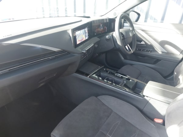 Used Vauxhall Astra 2024 for sale - 76237673: Photo 5